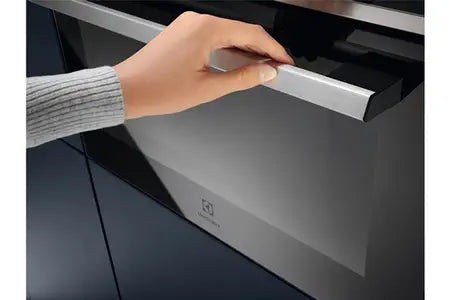 Micro-ondes + Gril Electrolux EVM6E46X - UBAYE ELECTROMENAGER