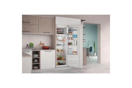 Réfrigérateur 1 porte Indesit insd184011b1fr encastrable 177 cm
